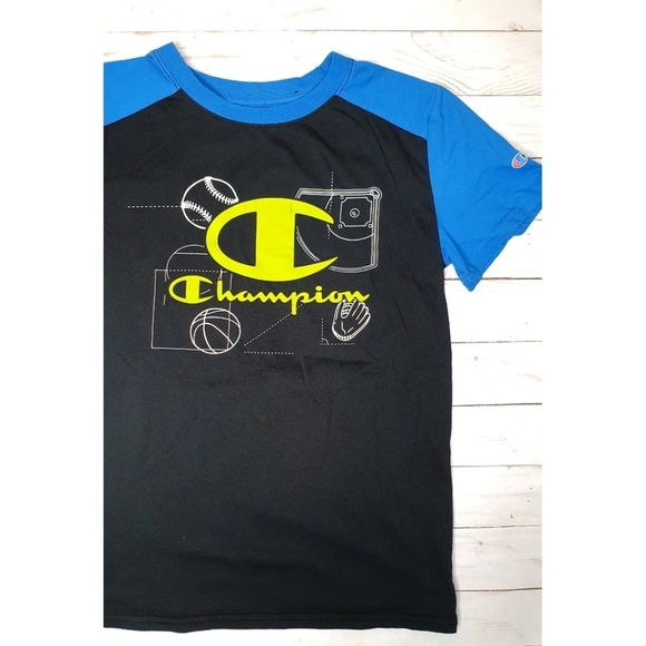 Boy's Champion, Sports Short Sleeve T-Shirt, Size 14/16, Black Blue & Green - Picture 9 of 10